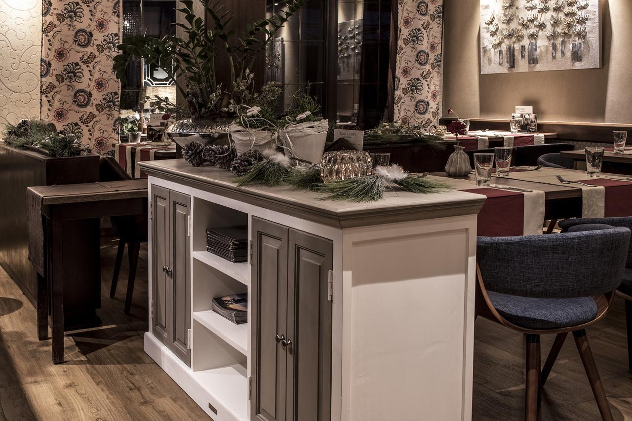 Restaurant Landgasthof Zum Wiesengrund Newel Екстериор снимка