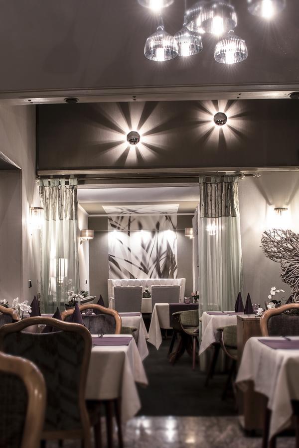 Restaurant Landgasthof Zum Wiesengrund Newel Екстериор снимка