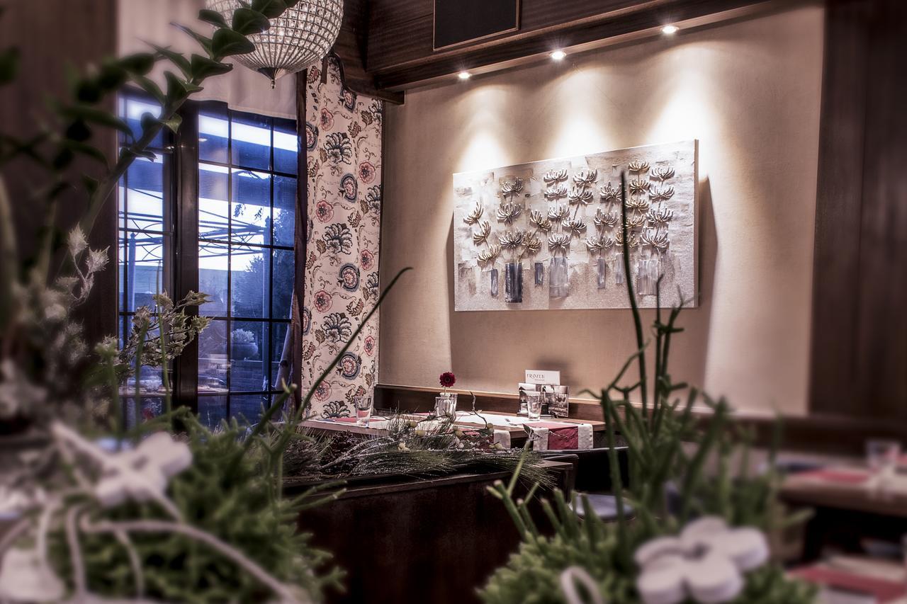 Restaurant Landgasthof Zum Wiesengrund Newel Екстериор снимка